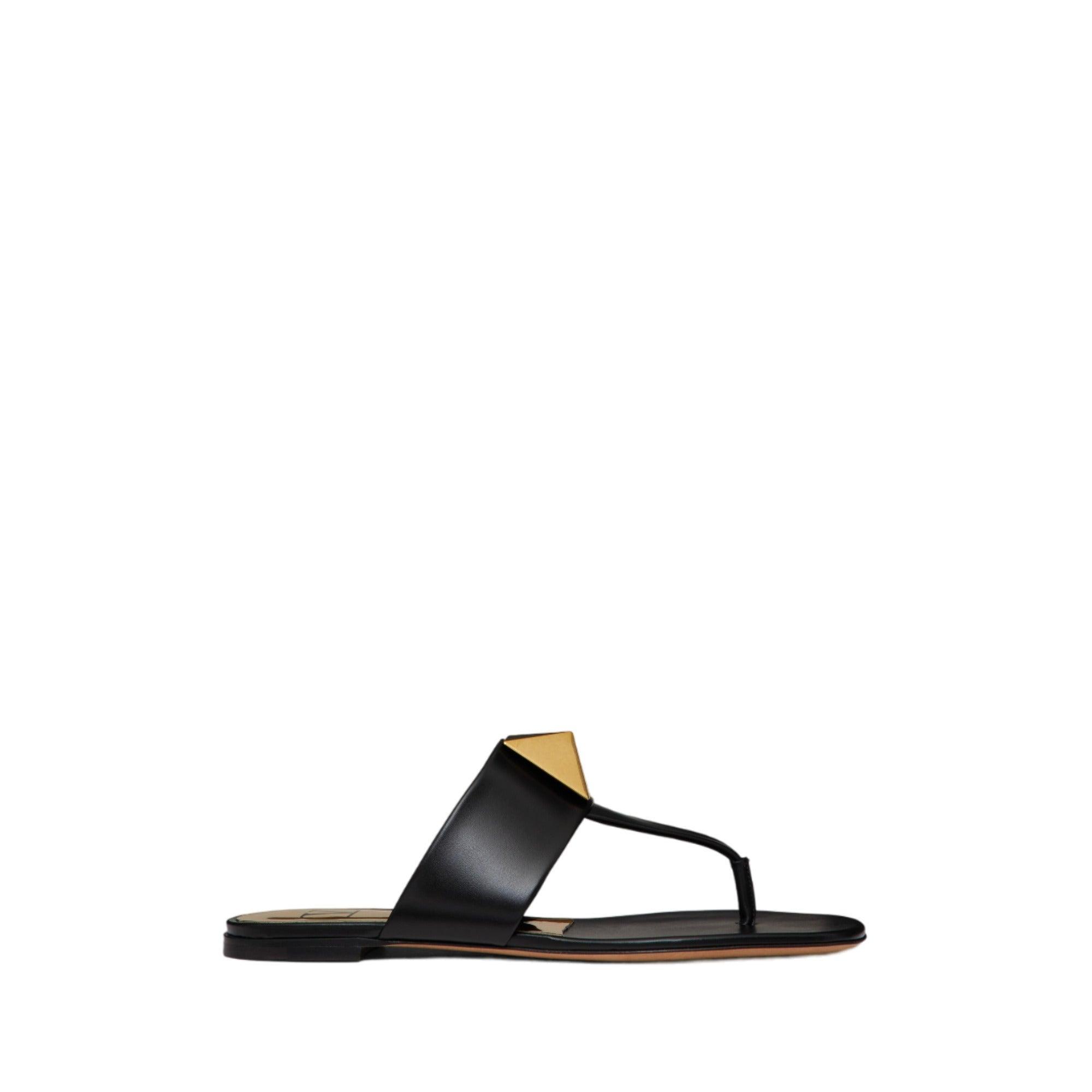 One Stud Leather Sandal In Black Product Image