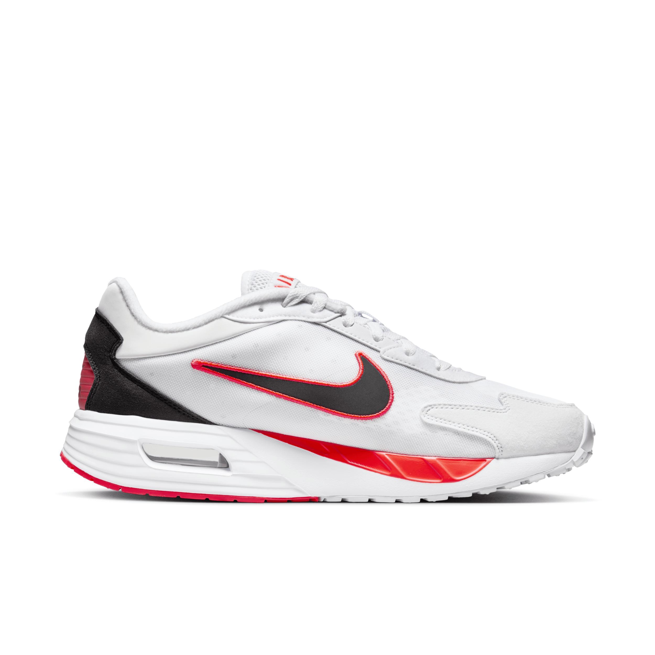 Nike Men's Air Max Solo Shoes Product Image