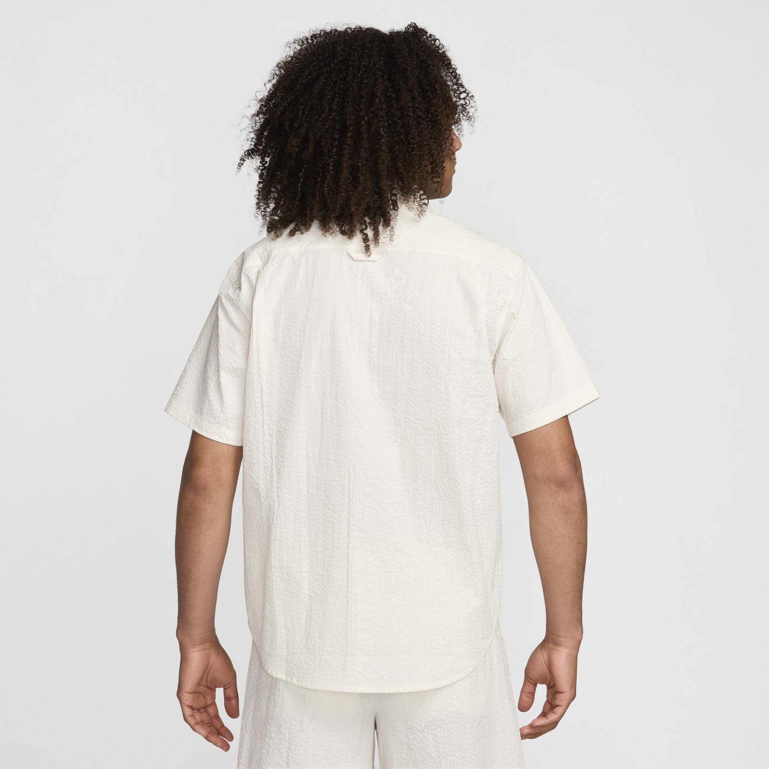 Nike Mens Life Short-Sleeve Seersucker Button-Down Shirt Product Image