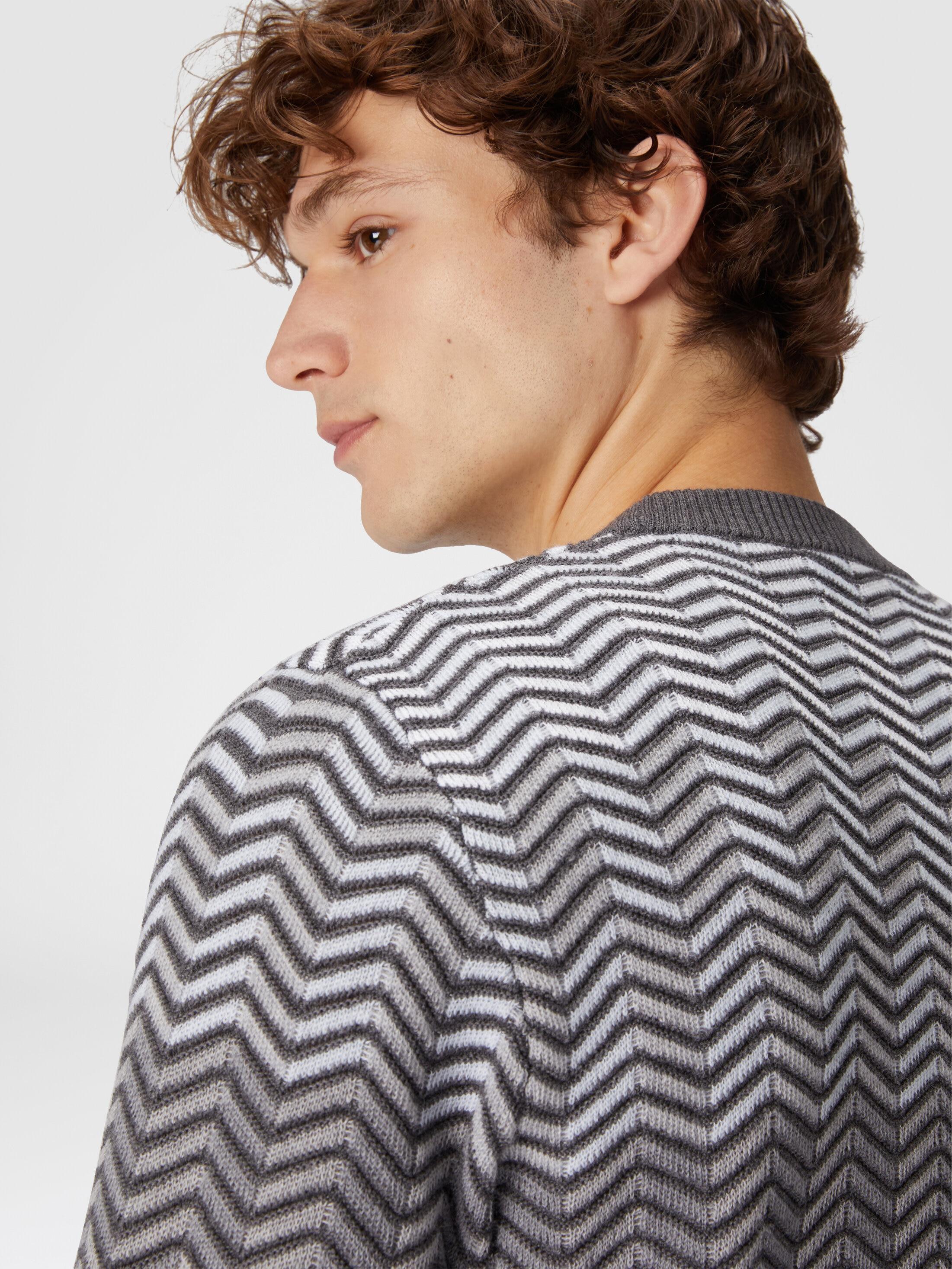 Zigzag virgin wool crewneck pullover Product Image