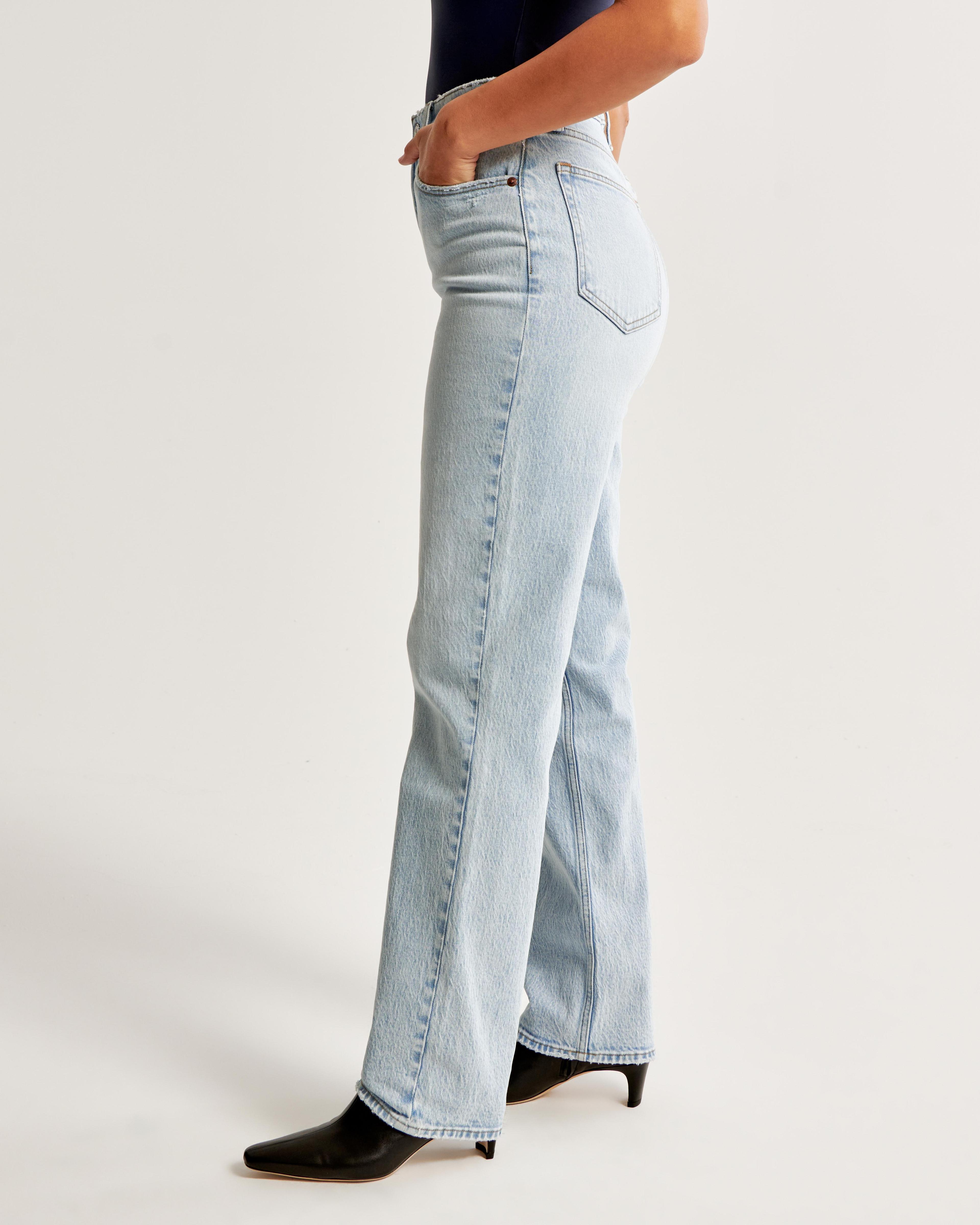 Curve Love Ultra High Rise 90s Straight Jean Product Image