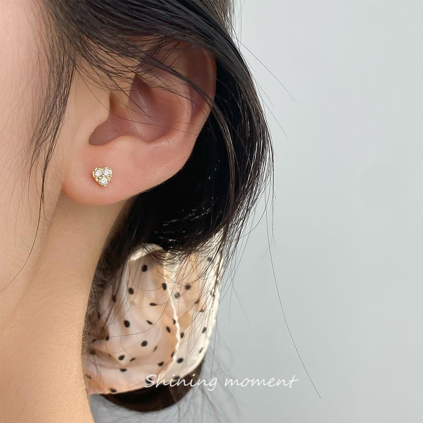 S925 Sterling Silver Heart Rhinestone Stud Earring Product Image