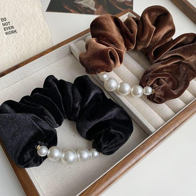 Faux Pearl Velvet Scrunchie Product Image