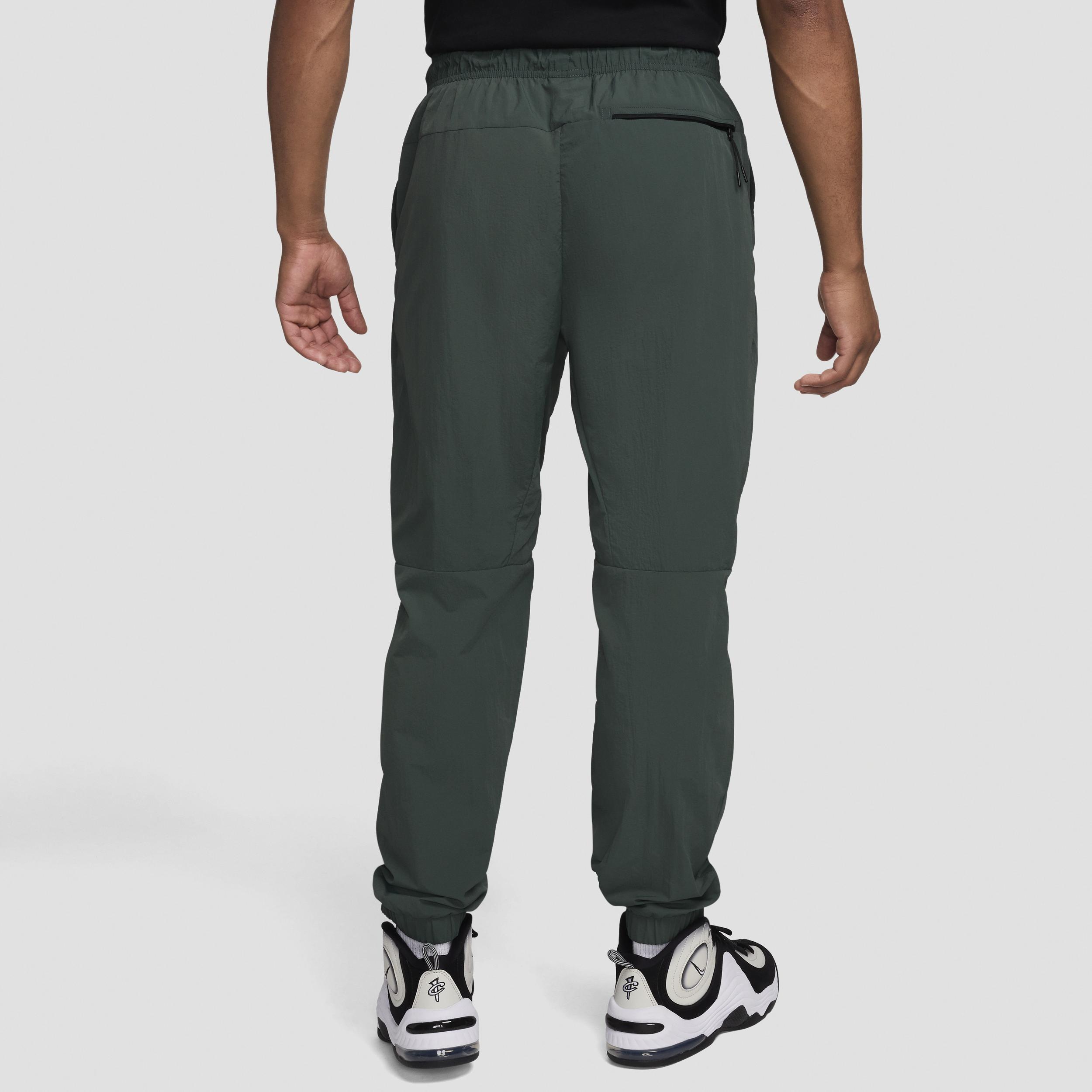 Nike Men's Tech Woven Straight Leg Pants Product Image