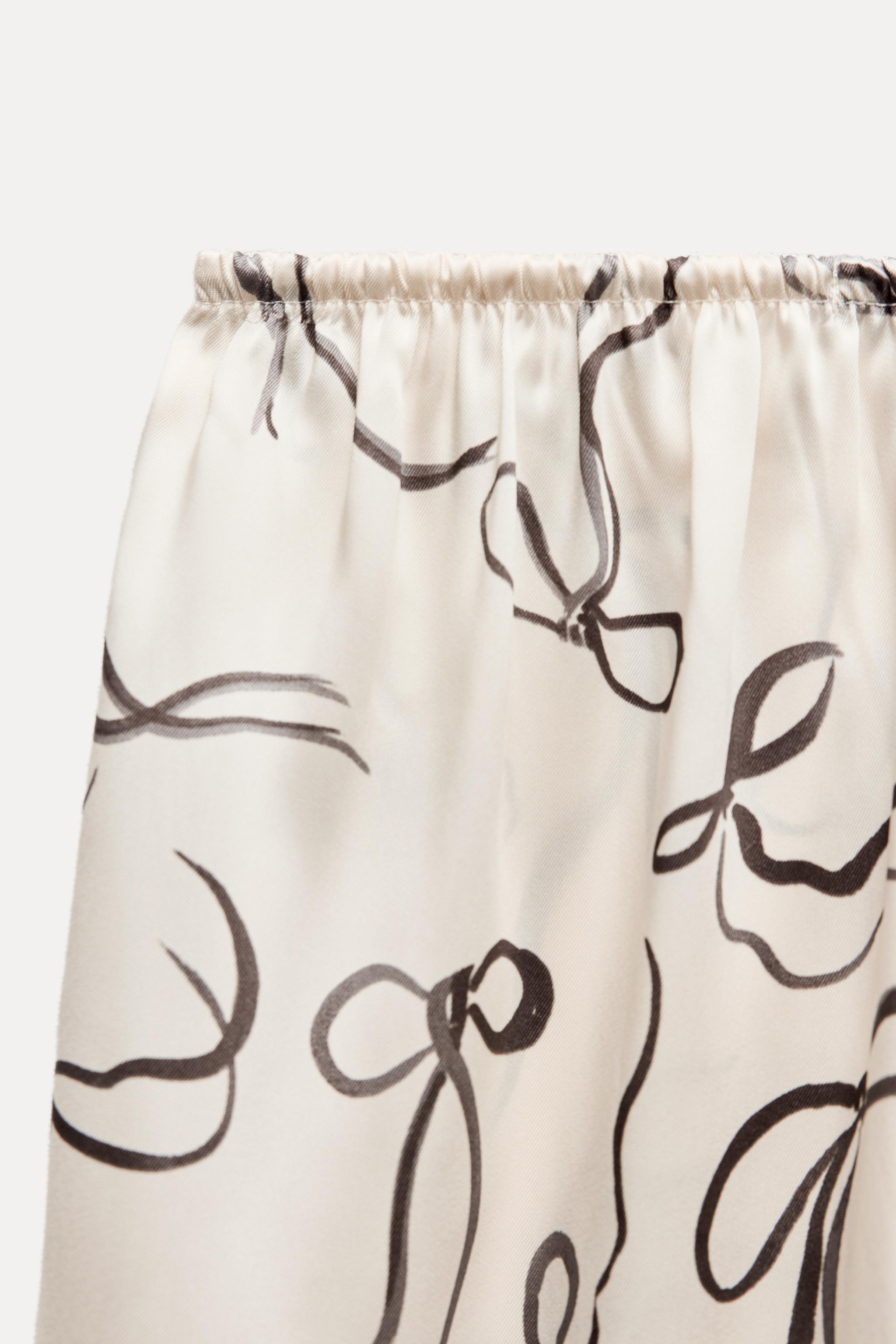 PRINTED PAJAMA-STYLE PANTS Product Image