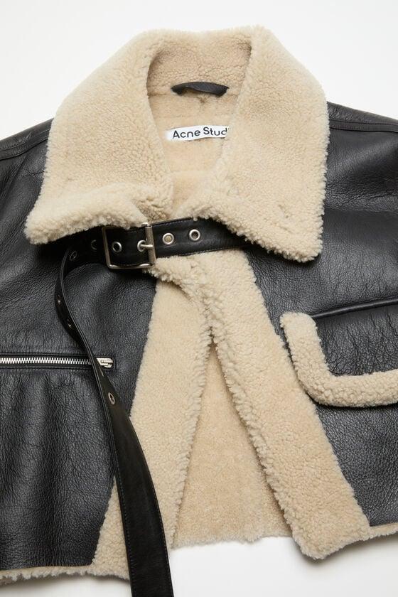 Shearling buckle jacket Product Image