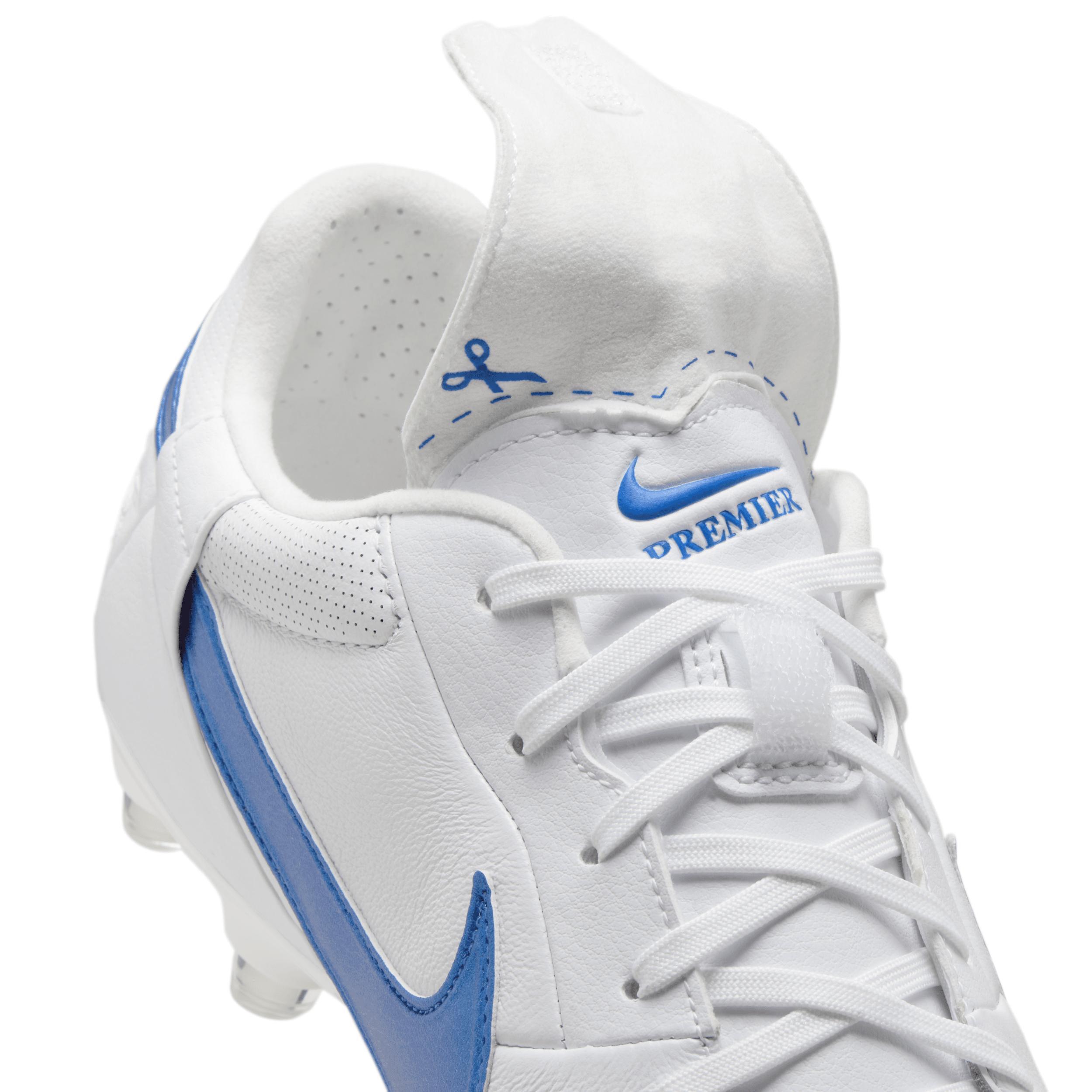 Nike Men's Premier 3 FG Low-Top Soccer Cleats Product Image