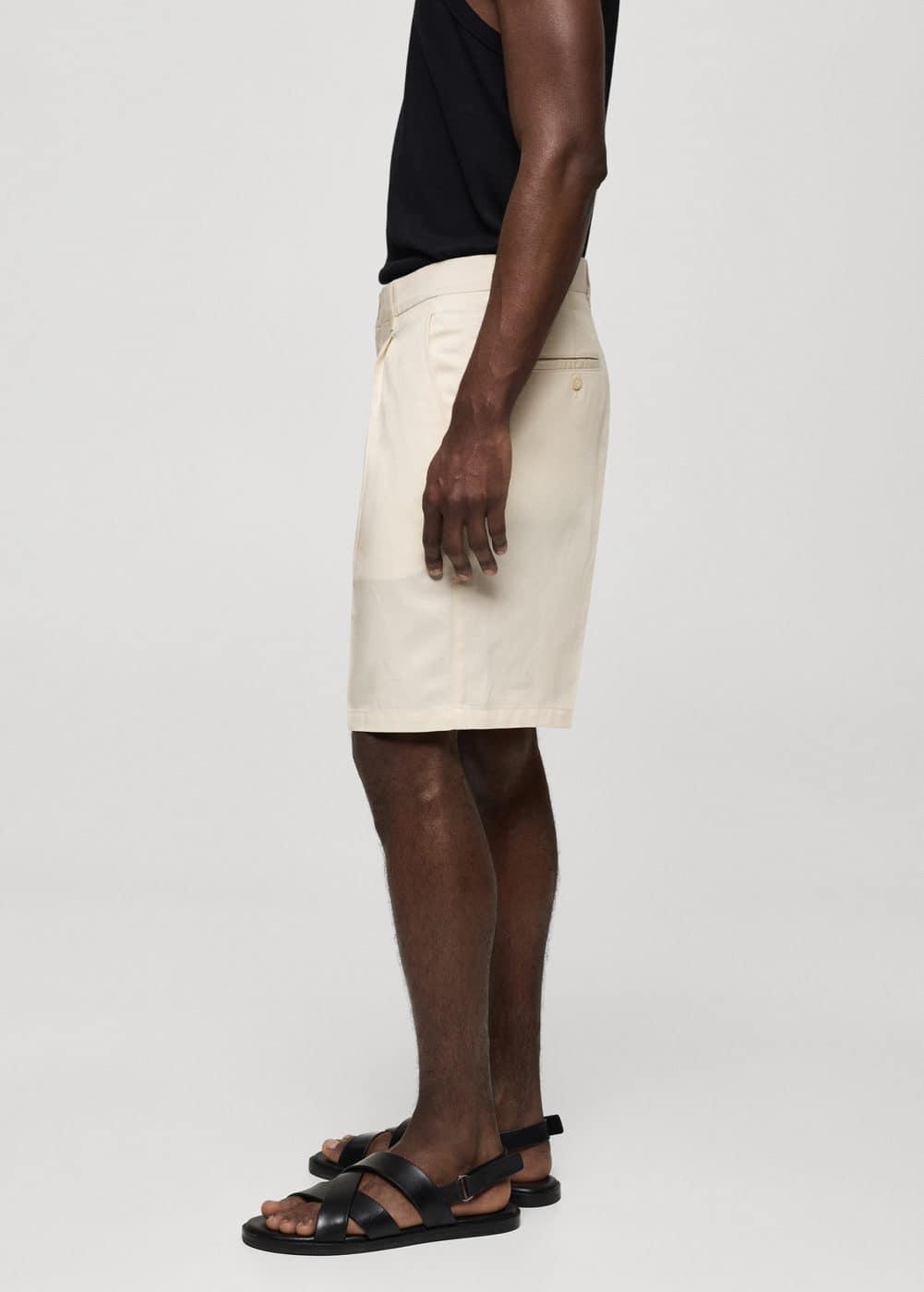 Mango Mens Linen-Blend Darts Detail Bermuda Shorts Product Image