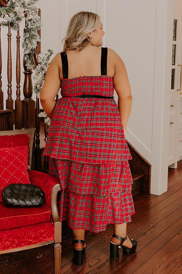 Holiday Harmony Plaid Tiered Midi Curves Product Image