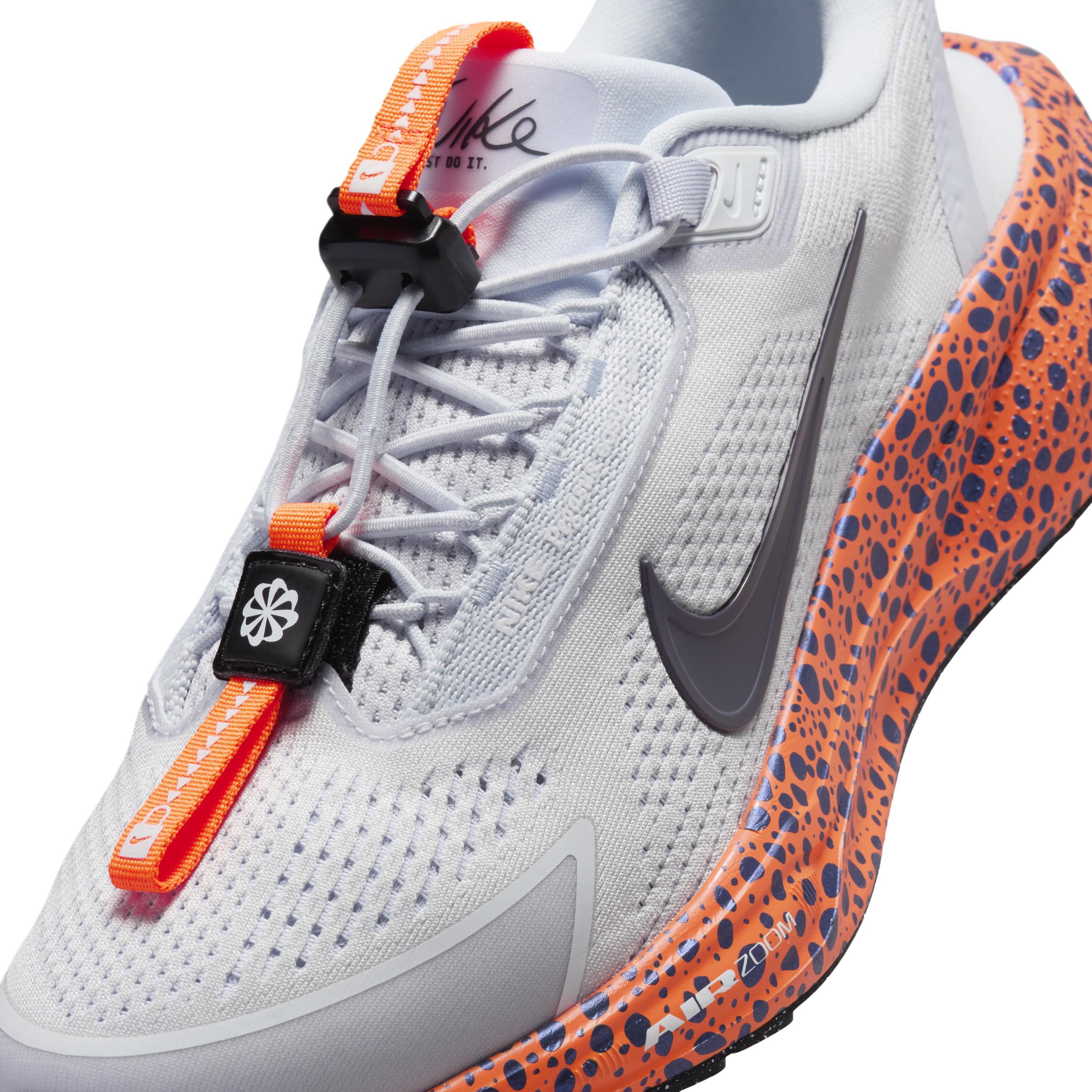 Nike Women's Pegasus EasyOn Electric Road Running Shoes Product Image