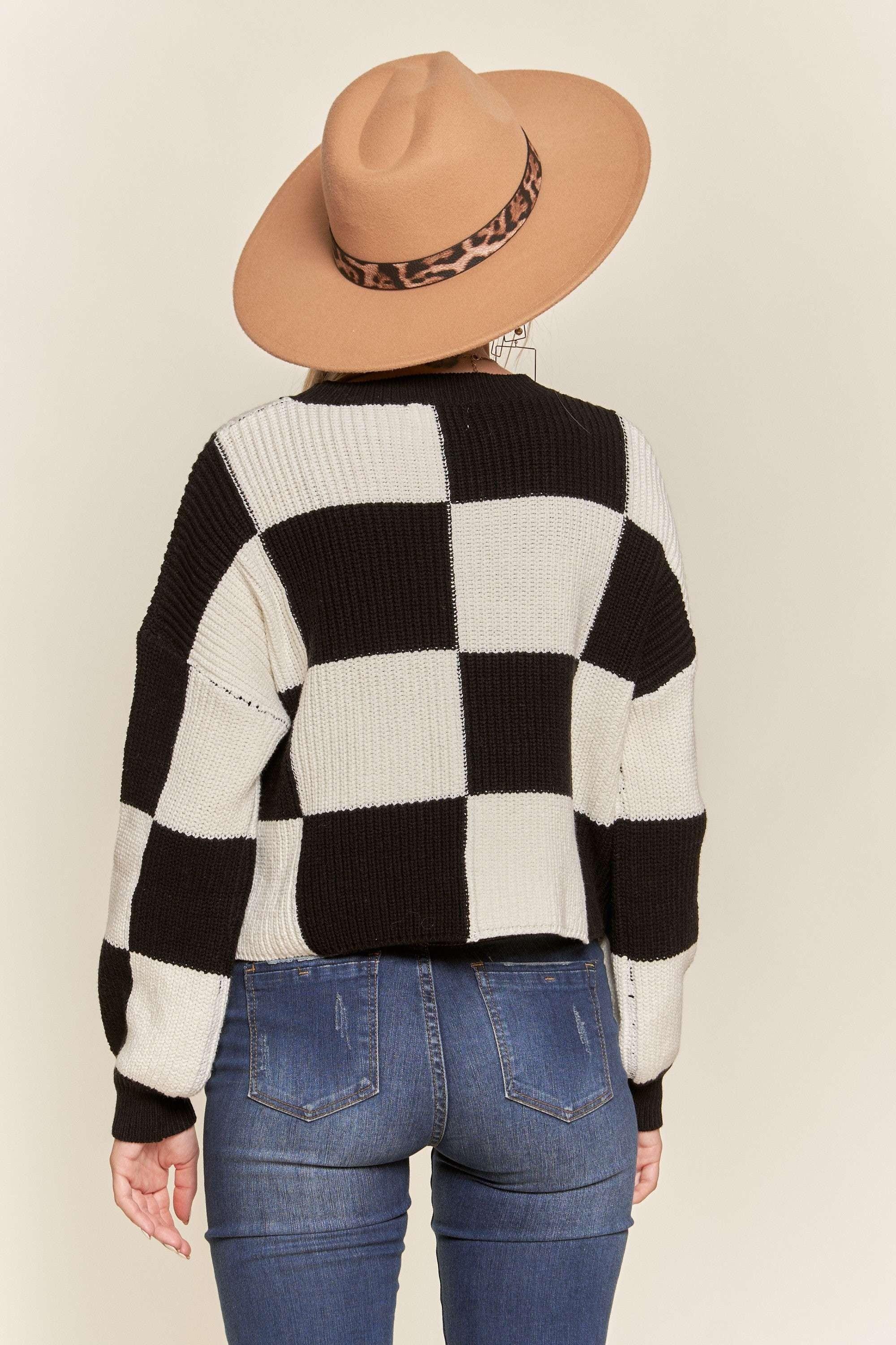 Comfy Cropped Black & White Checkered Knit Sweater Top Product Image