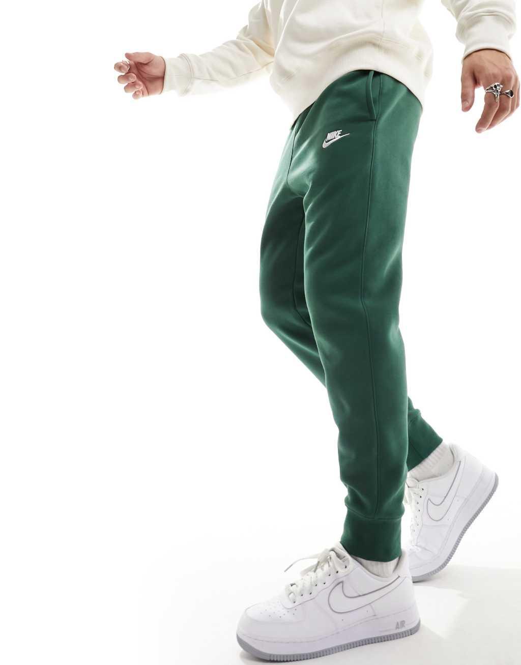 Nike Club fleece sweatpants in deep green  Product Image