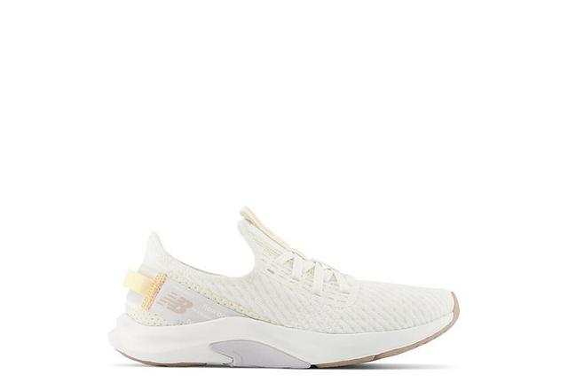 New Balance DynaSoft Nergize Sport V2 Womens Shoes Product Image