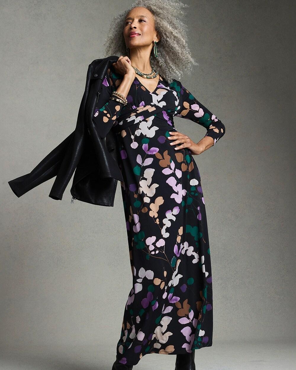 V-neck 3/4 Sleeve Floral Maxi Dress Product Image