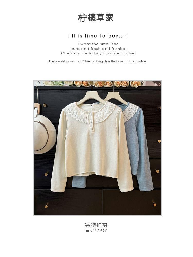 Lace-Trim Henley-Neck Loose Crop T-Shirt Product Image