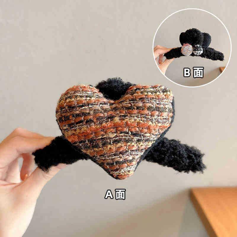 Heart Chenille Hair Claw Clip Product Image