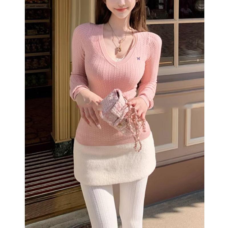 Long-Sleeve V-Neck Butterfly Embroidered Cable Knit Slim Fit Top Product Image