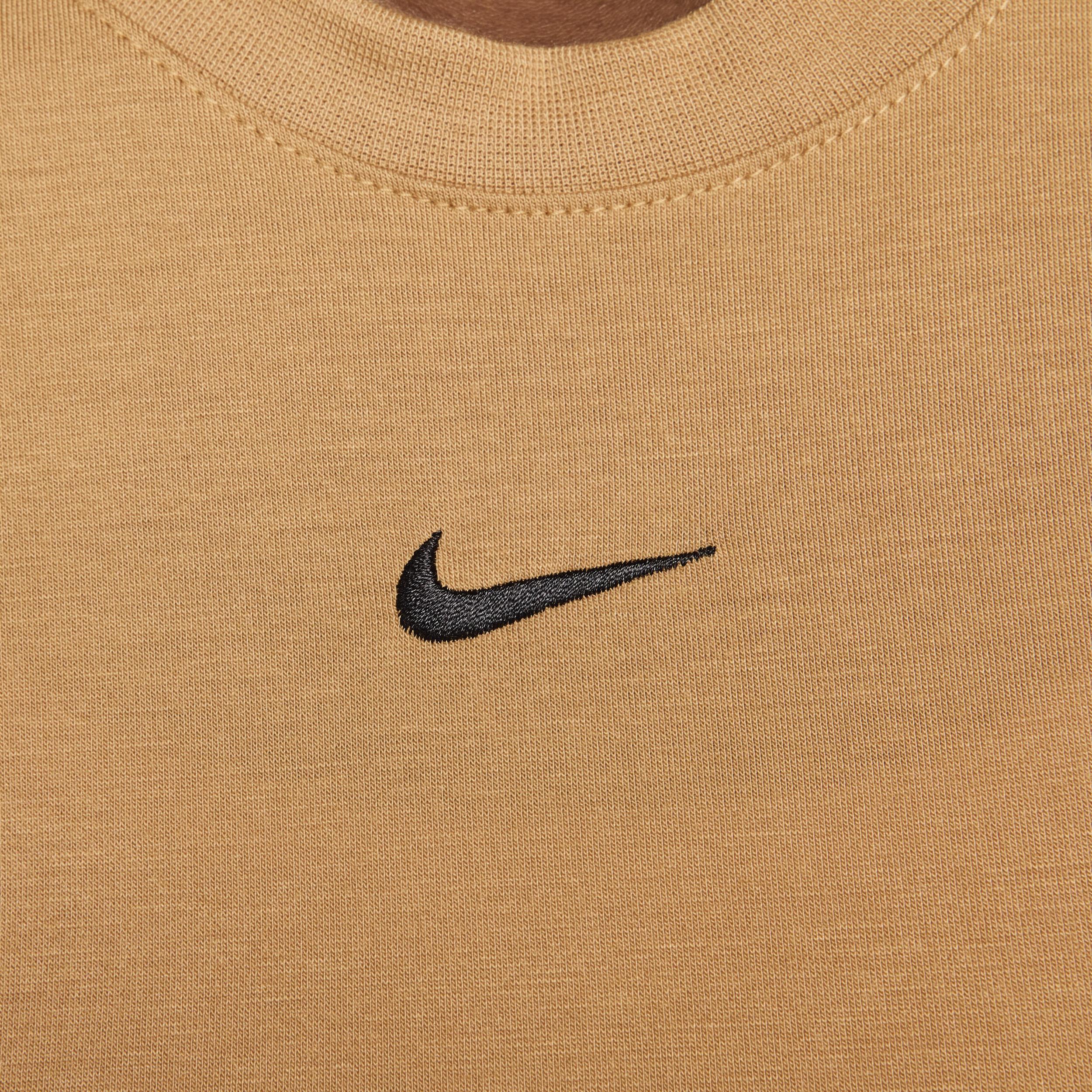 Womens Nike Sportswear Essential Slim Cropped T-Shirt Product Image