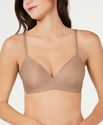 b.temptd by Wacoal Womens Future Foundation Wire-Free Bra 956281 Product Image