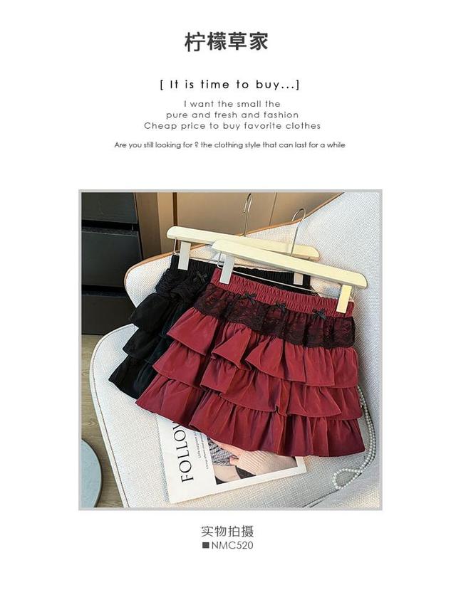 Layered Lace-Trim Mini Skirt Product Image