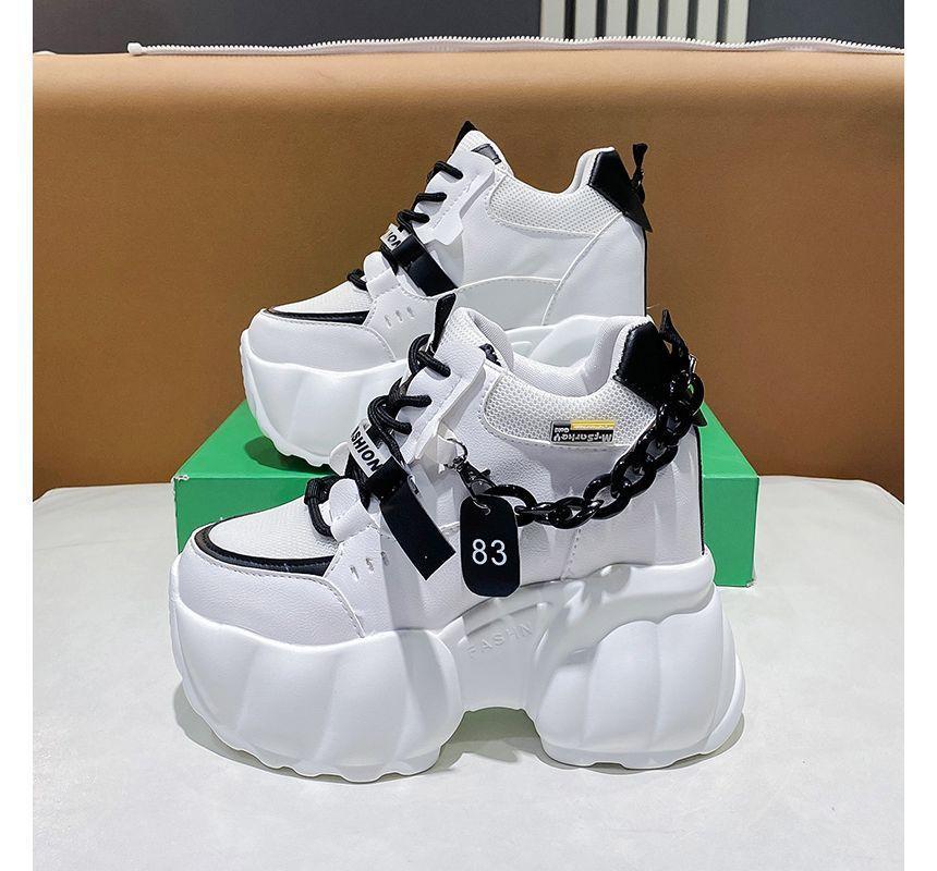 Platform Tag Chain Detail Sneakers Product Image