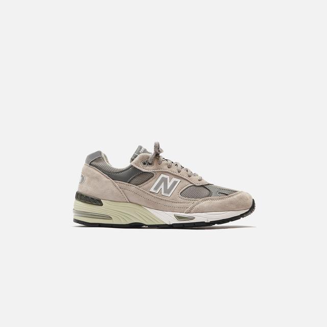 New Balance Made in UK 991 - Grey / White Male Product Image