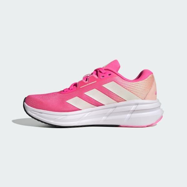 Questar 3 Running Shoes Product Image