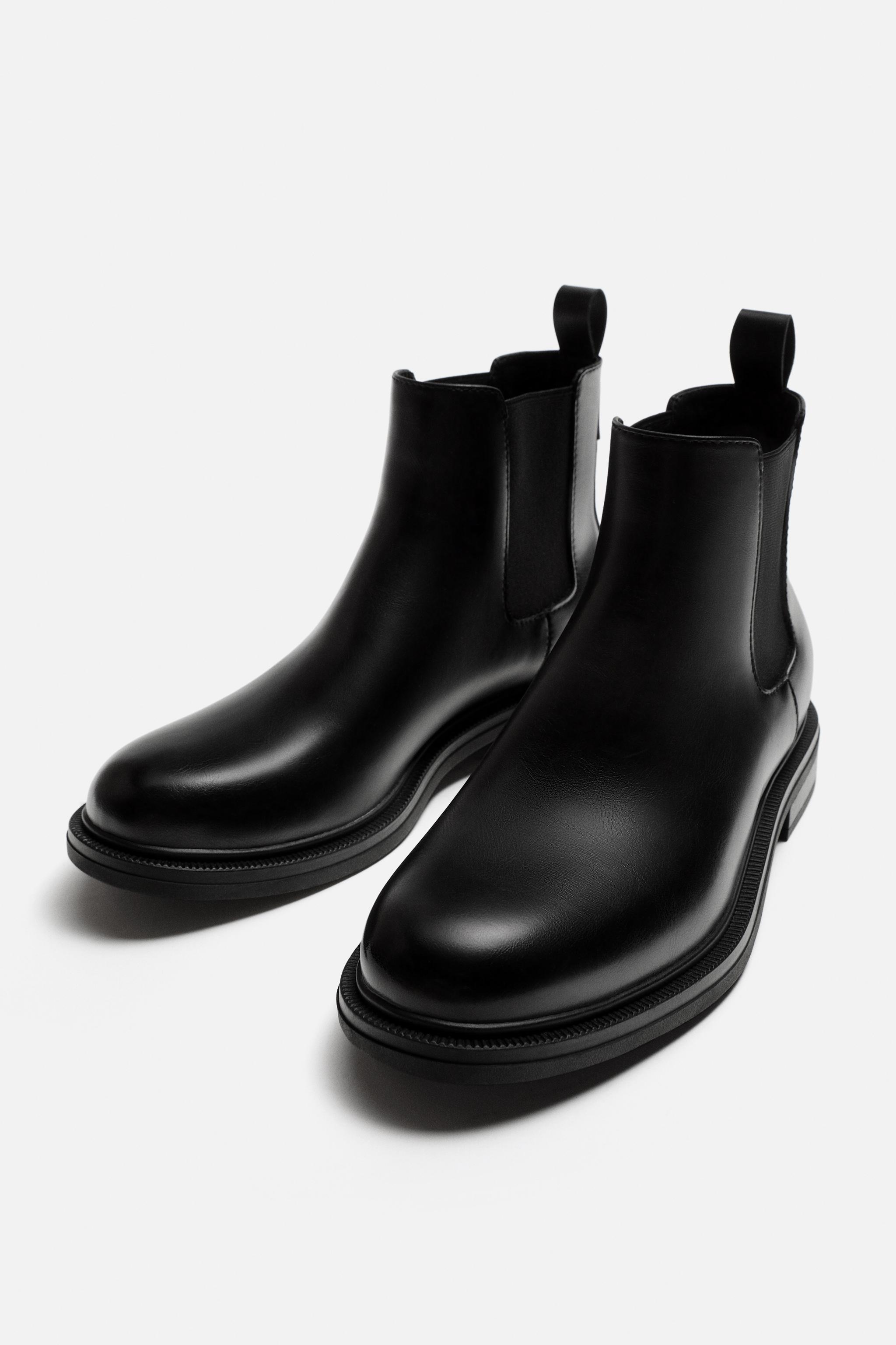 CHELSEA BOOTS Product Image