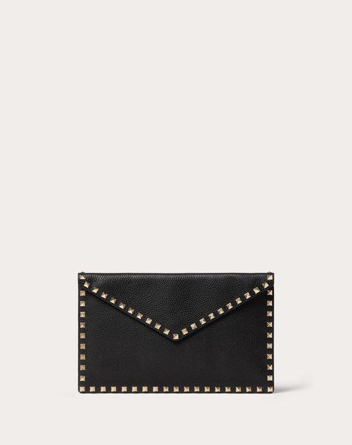 ROCKSTUD GRAINY CALFSKIN ENVELOPE POUCH Product Image