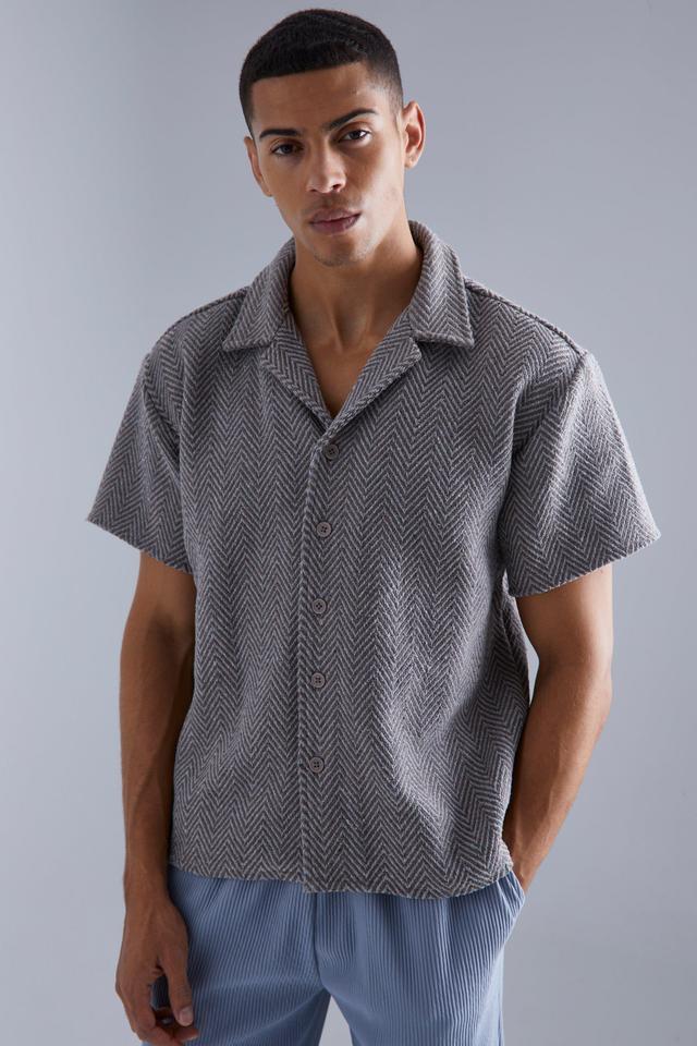 Short Sleeve Zig Zag Contrast Boxy Shirt | boohooMAN USA Product Image