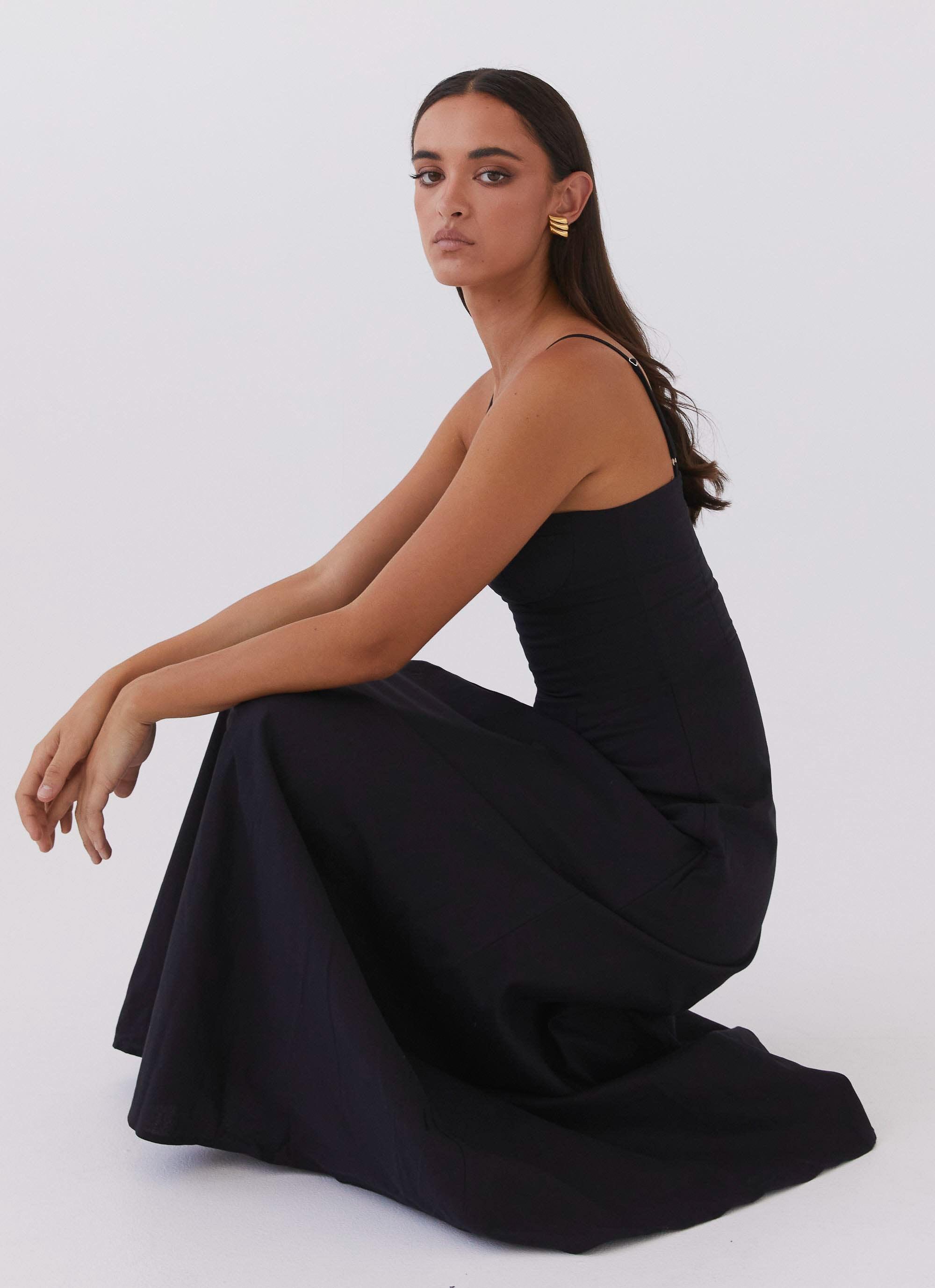 Angelina Linen Maxi Dress - Black Product Image