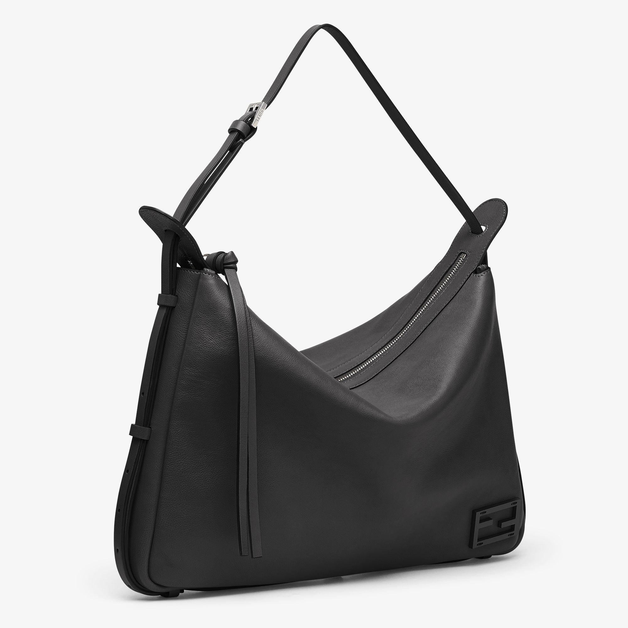 Simply Fendi LargeBlack leather bag Product Image