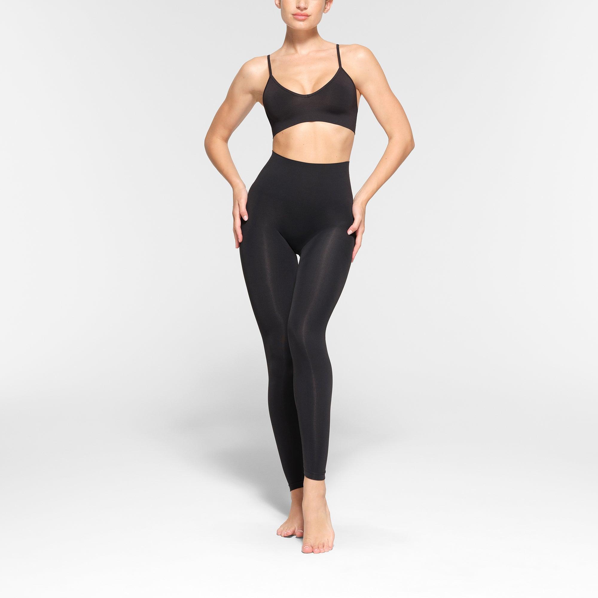 SOFT SMOOTHING SEAMLESS LEGGING | ONYX Product Image