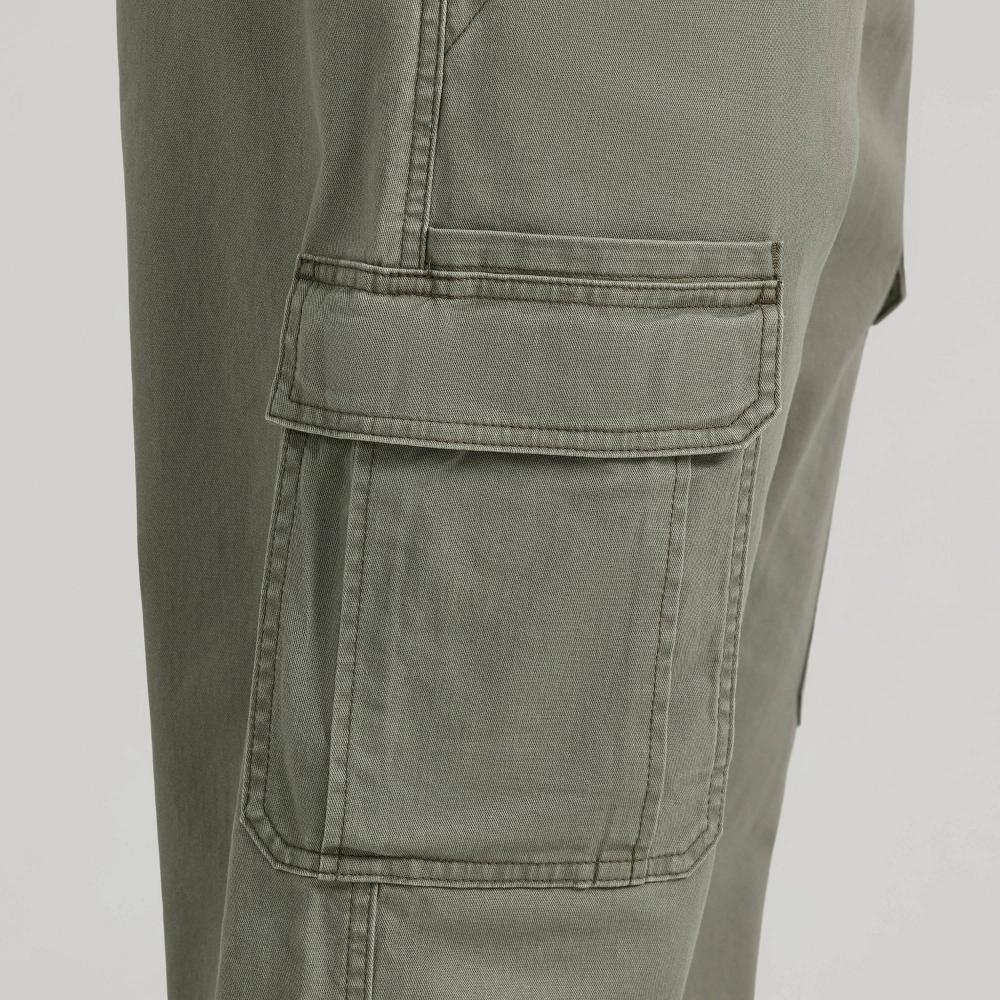 Wrangler Men's ATG Relaxed Cargo Pants - Dusty Olive 32x32 Product Image