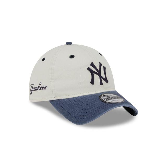 New York Yankees Classic Sidescript 9TWENTY Adjustable Hat Male Product Image