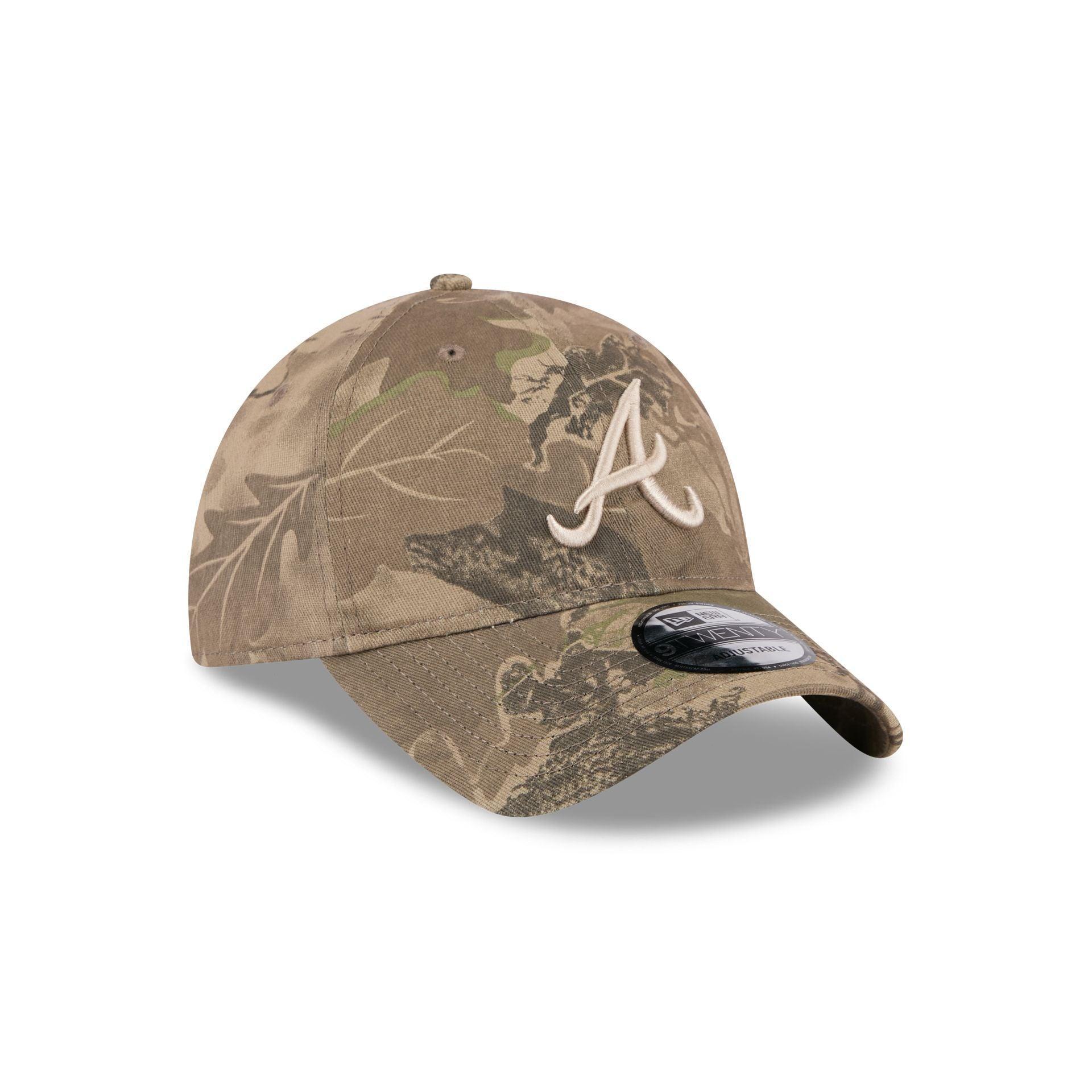 Atlanta Braves Leaf Camo 9TWENTY Adjustable Hat Male Product Image