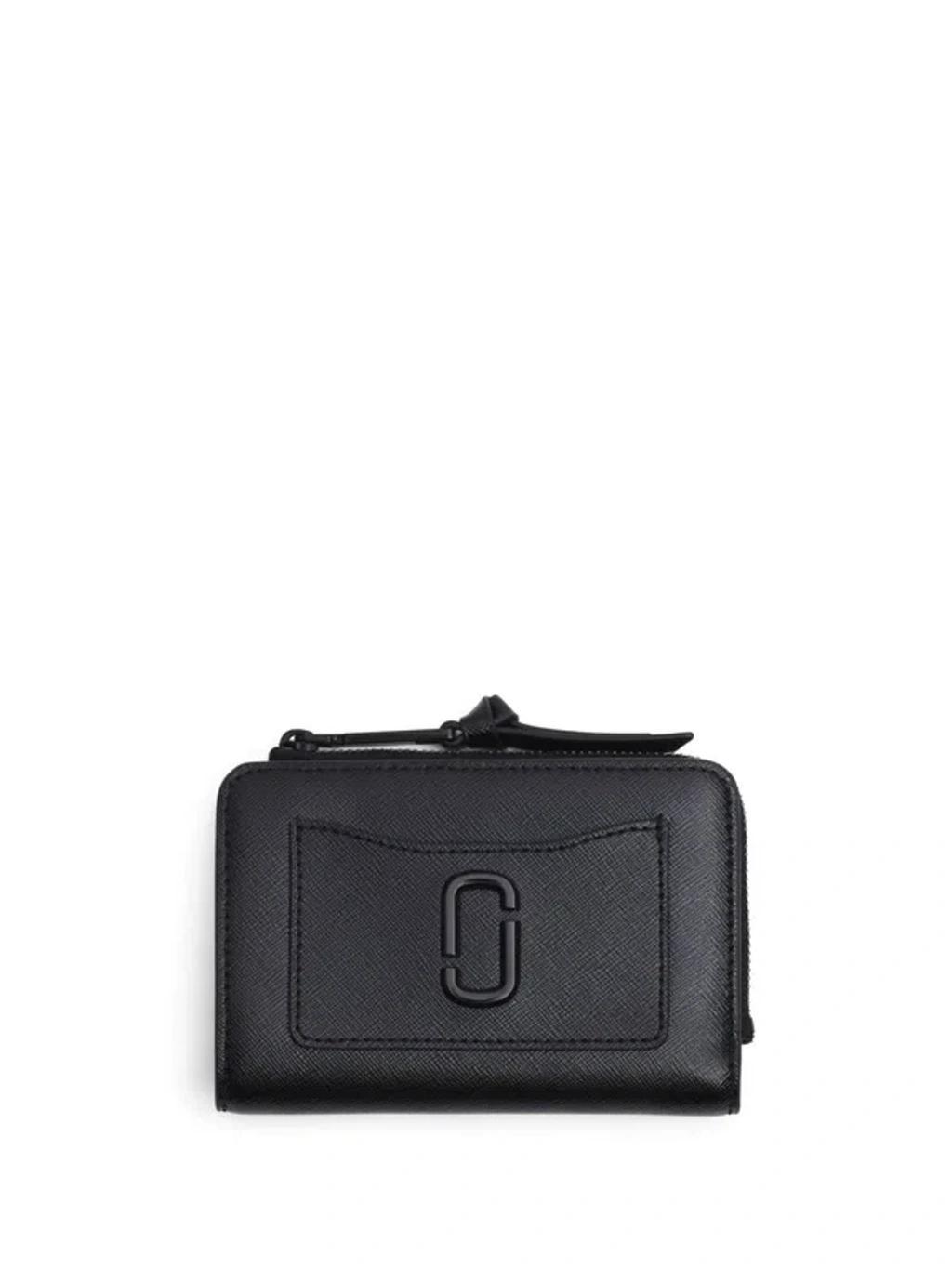 MARC JACOBS Snapshot Wallet In Black Product Image