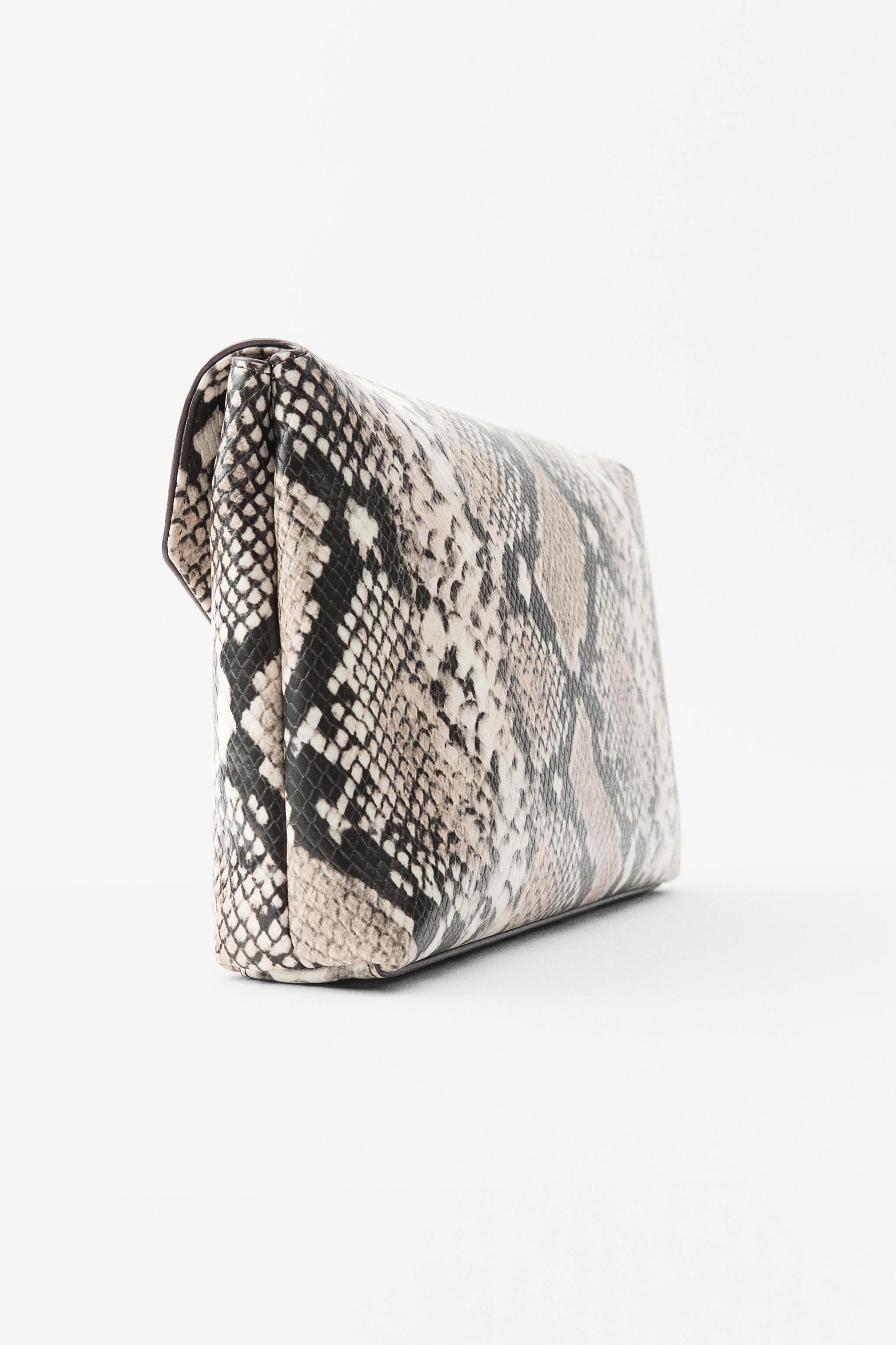 ANIMAL PRINT LEATHER HANDBAG Product Image