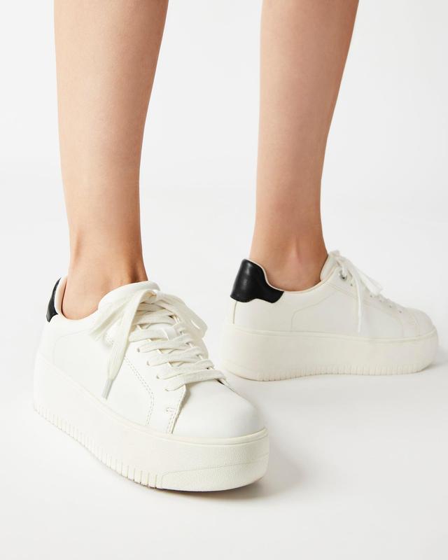 ROCKAWAY WHITE/BLACK Female Product Image