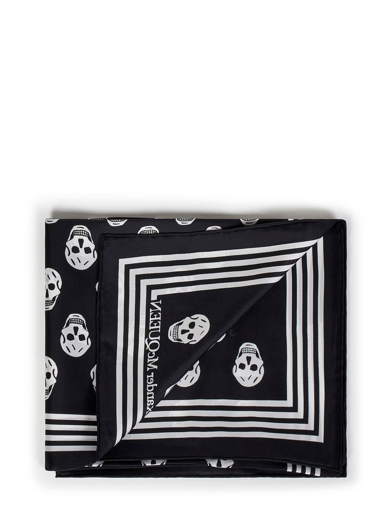 Skull Printed Scarf In Black Product Image