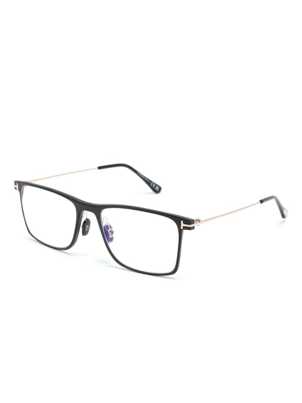 Square-frame Glasses In Schwarz Product Image