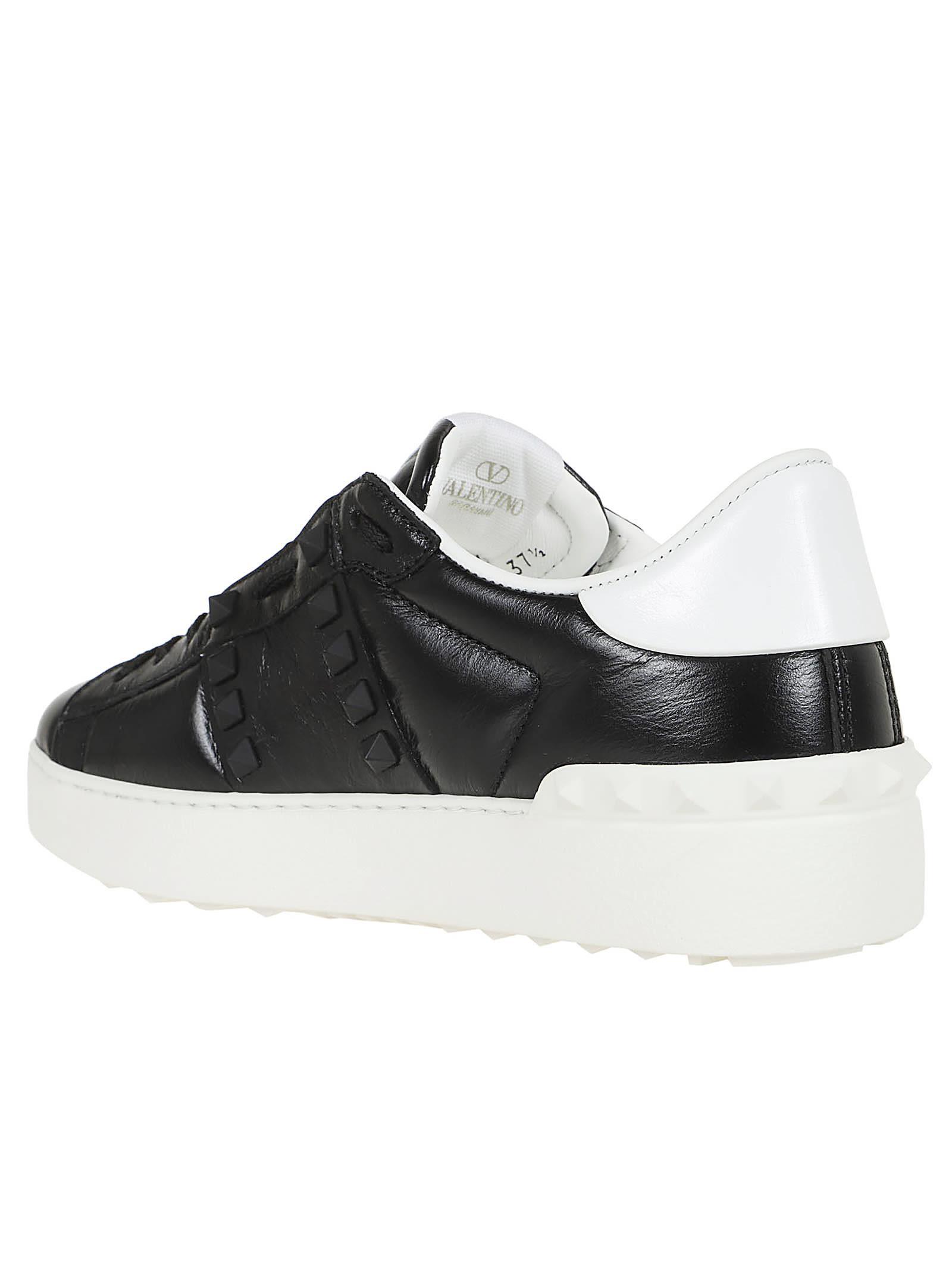 Rockstud Untitled Sneakers In White Product Image