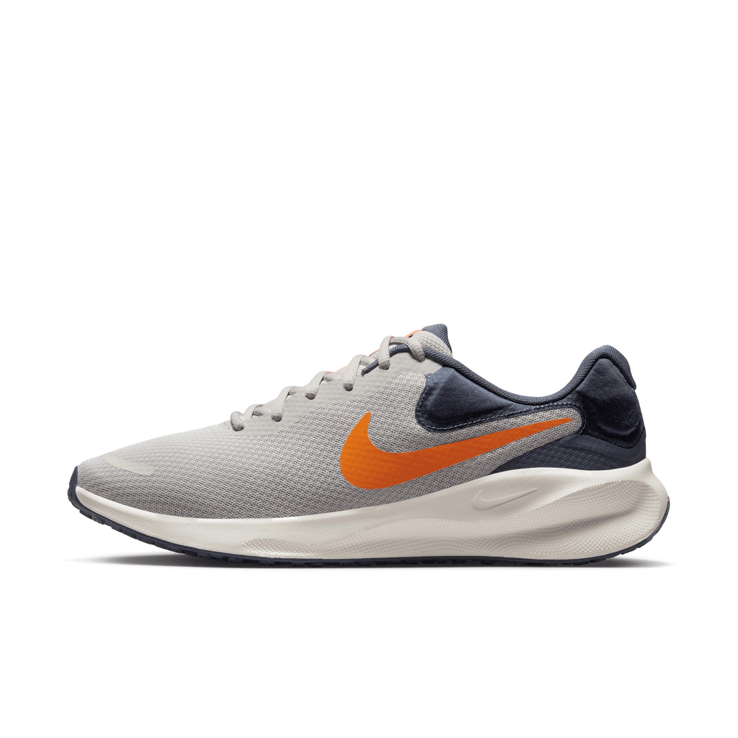 Nike Men's Revolution 7 Road Running Shoes Product Image