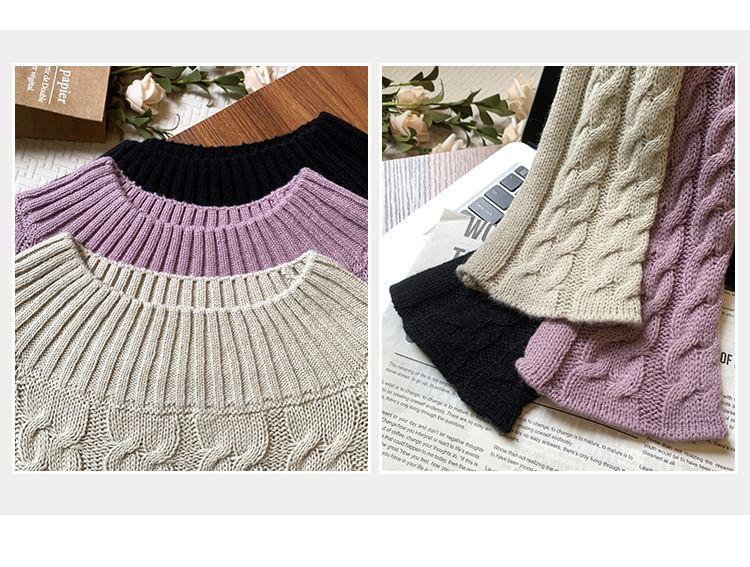 Off Shoulder Plain Cable Knit Sweater Product Image