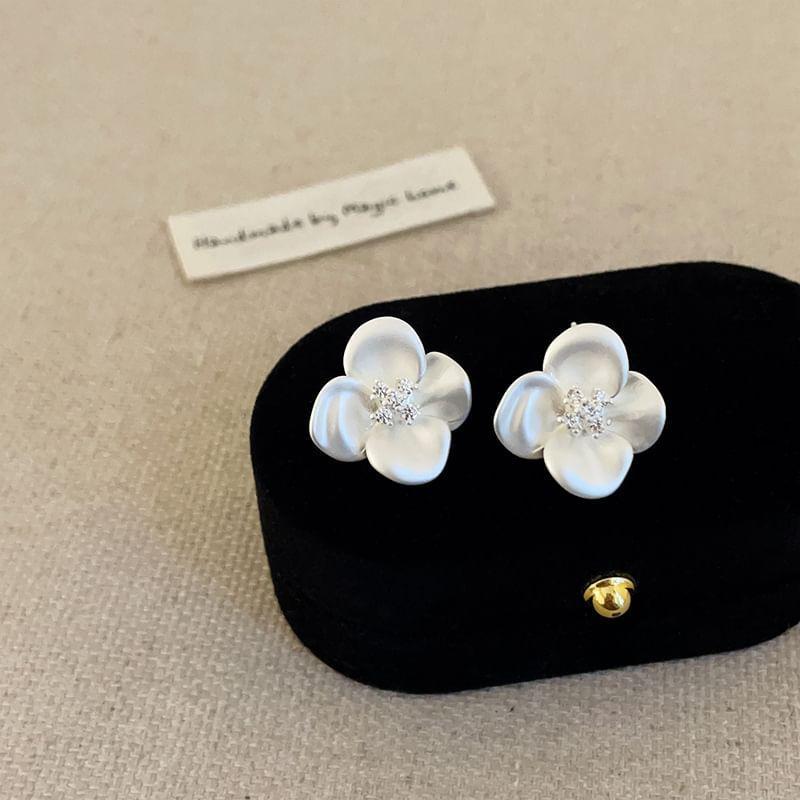 925 Sterling Silver Flower Rhinestone Stud Earring Product Image