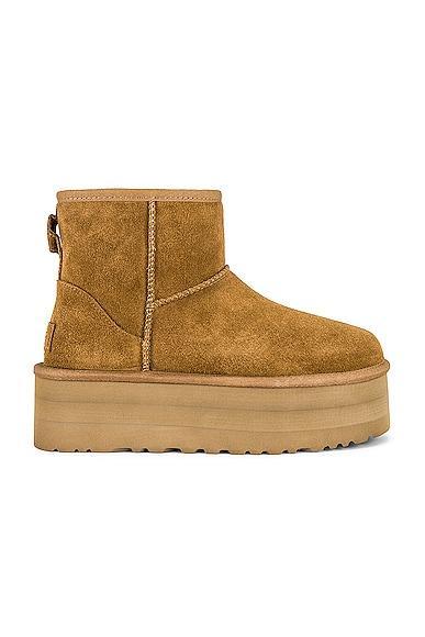 UGG(r) Classic Mini Platform Boot Product Image