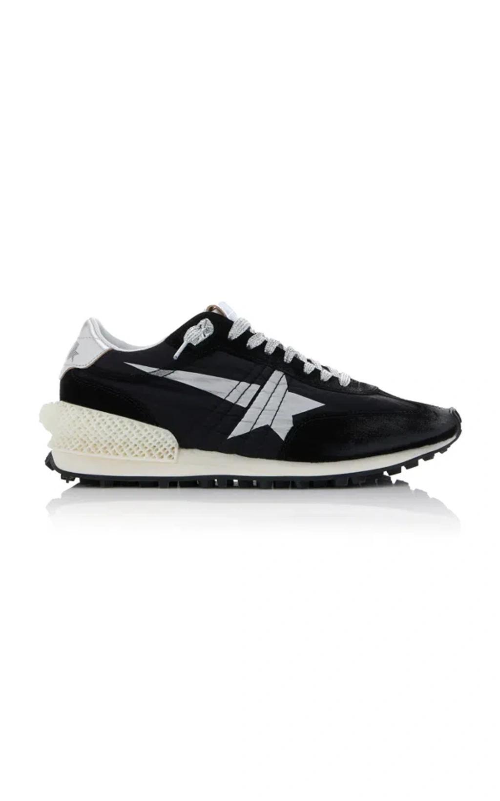 Running Marathon M2000 Sneakers In Black Product Image