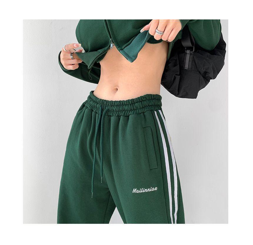 Striped Straight-Cut Loose Sweatpants in 5 Colors Product Image