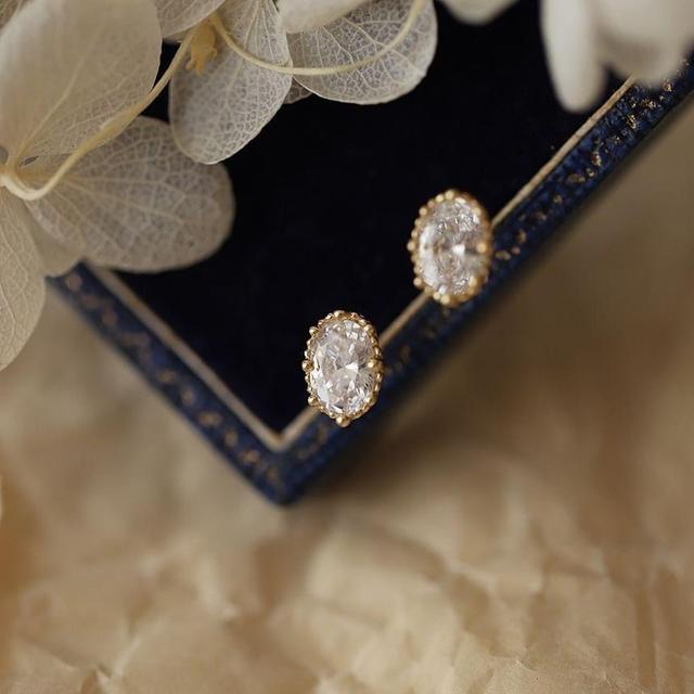 S925 Sterling Silver Rhinestone Stud Earring Product Image