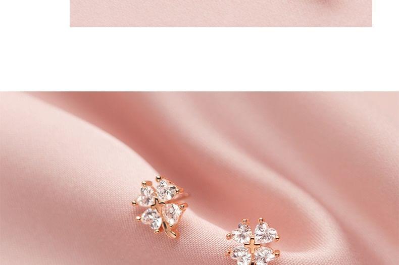 925 Sterling Silver Rhinestone Clover Stud Earring Product Image